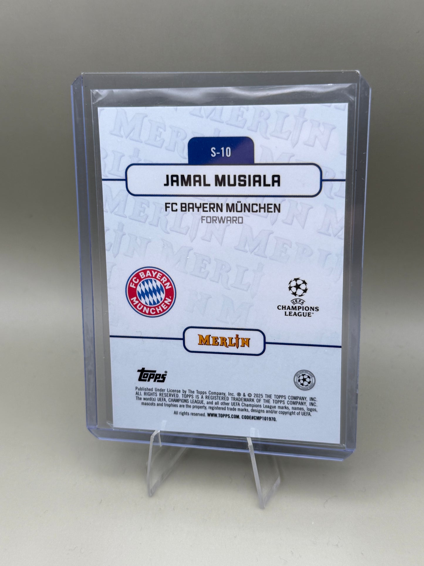 Jamal Musiala The Shiny Casehit | Topps Merlin UCC 2025 FC Bayern München S-10 SSP