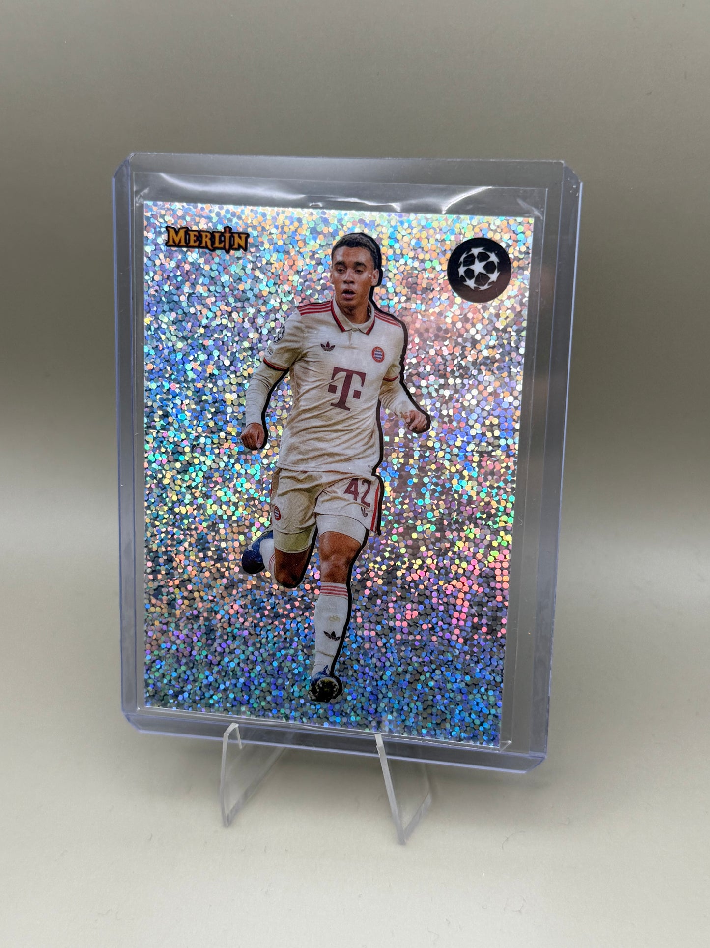 Jamal Musiala The Shiny Casehit | Topps Merlin UCC 2025 FC Bayern München S-10 SSP