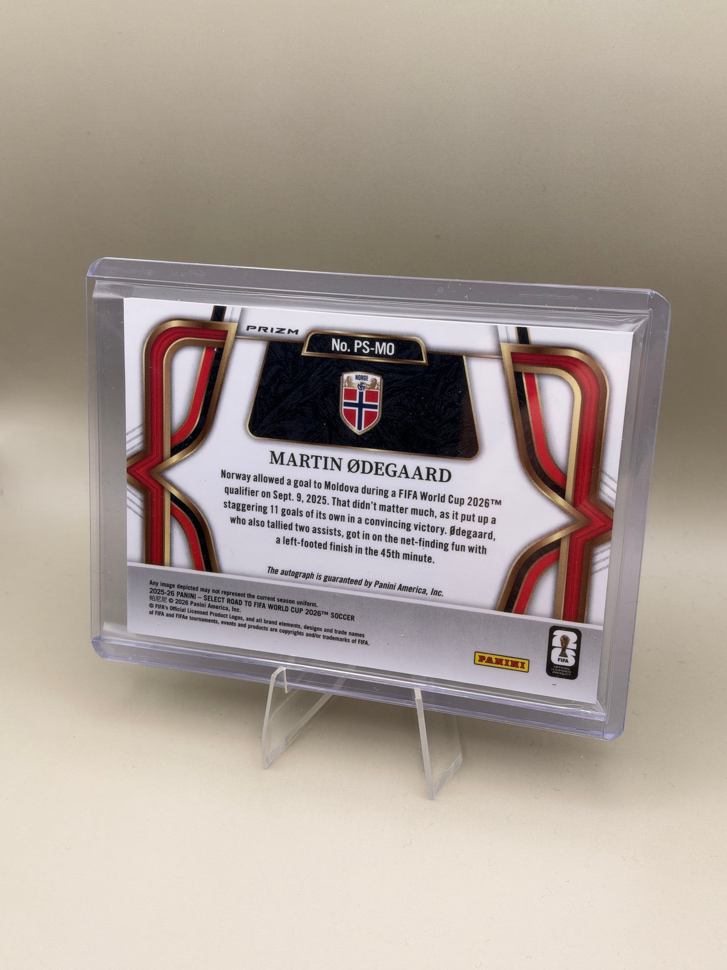 2025-26 Select Road to World Cup Martin Odegaard Pitchside Signatures Auto