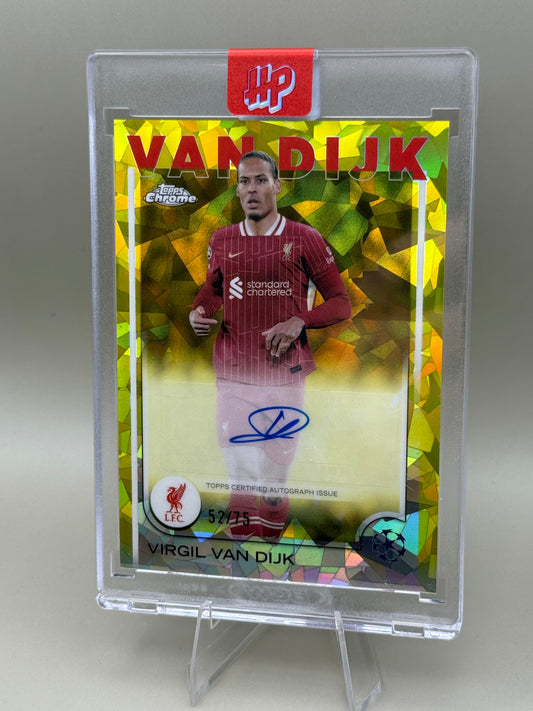 Virgil van Dijk | Liverpool  FC | Topps | Chrome Sapphire | UCC 2024/25 | Auto | limitiert /75
